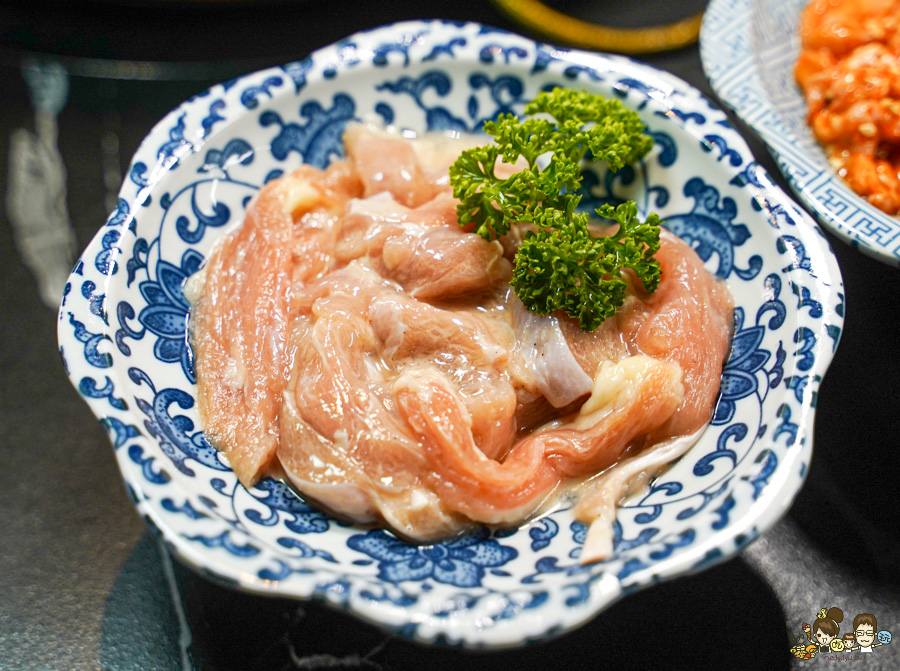 全台首間太古里成都串串麻辣鍋,道地成都風味、唐文化沈浸式空間體驗 X 穿越唐朝吃火鍋、麻辣與唐文化的交融 - 跟著尼力吃喝玩樂&親子生活