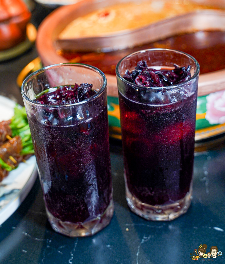 全台首間太古里成都串串麻辣鍋,道地成都風味、唐文化沈浸式空間體驗 X 穿越唐朝吃火鍋、麻辣與唐文化的交融 - 跟著尼力吃喝玩樂&親子生活