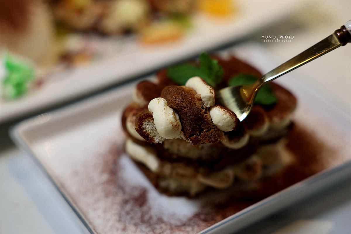 台中必吃義式料理餐廳！主打手剝鮮蝦與高品質慢熬醬汁的用餐體驗。