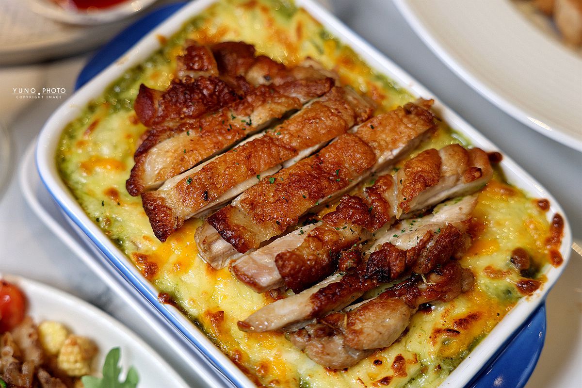 台中必吃義式料理餐廳！主打手剝鮮蝦與高品質慢熬醬汁的用餐體驗。