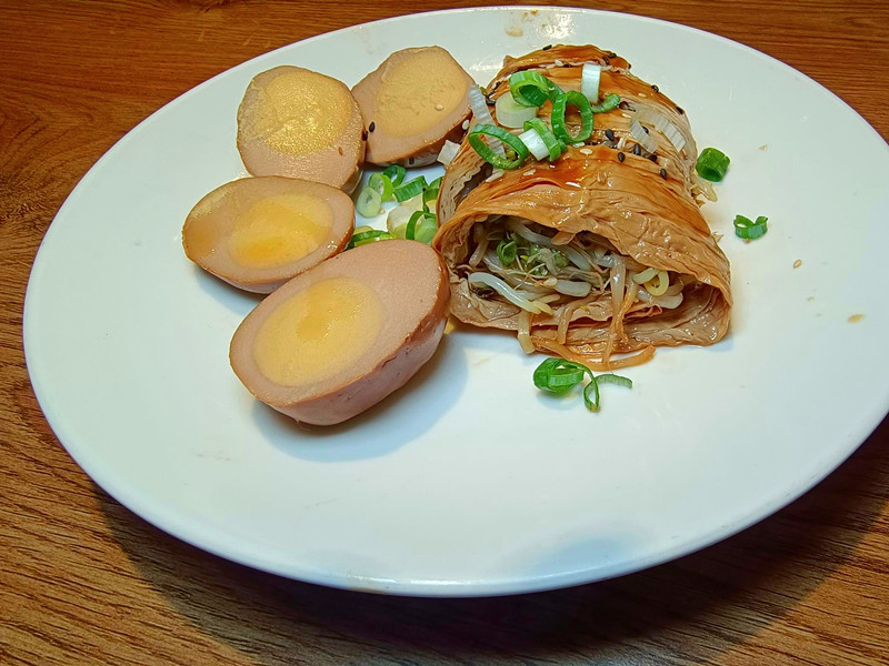 淡水黑殿排骨飯創始店！飄香50年古早味、老台北人必吃。