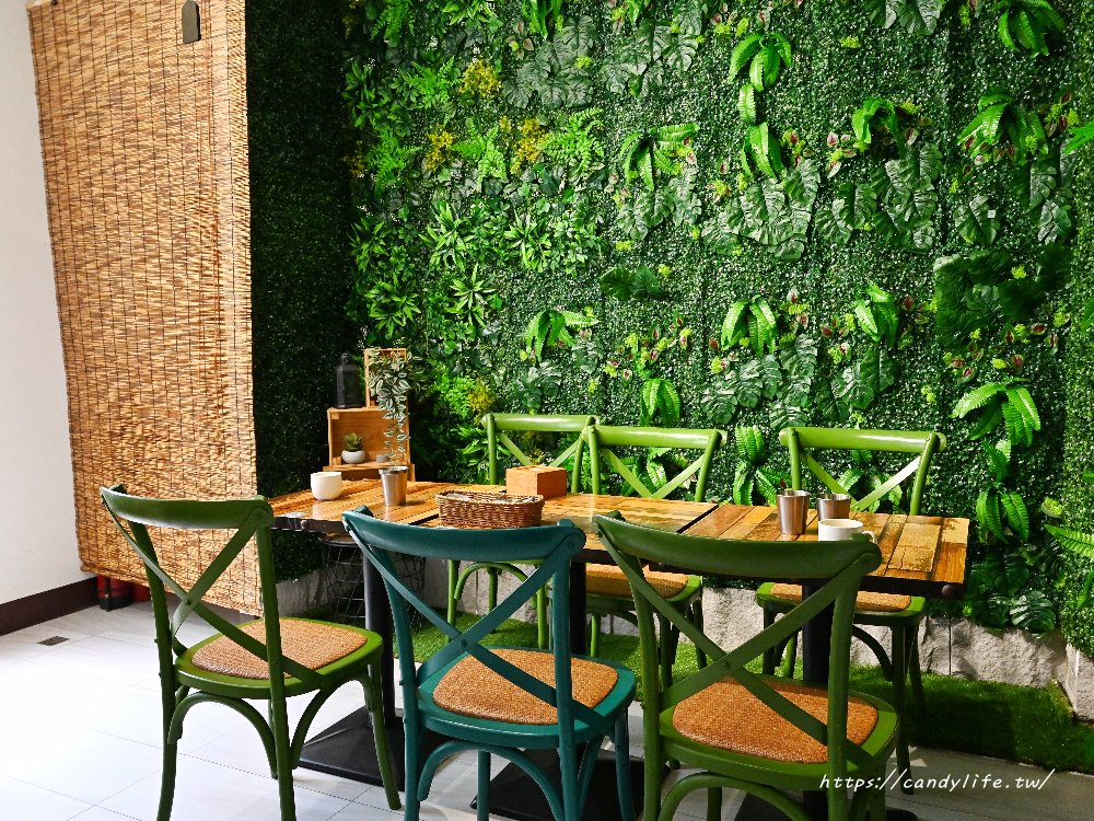 Proi Kitchen｜森林系澳式早午餐，餐點大份量，無服務費！台中少見早午餐飲料、咖啡無限暢飲～ - 糖糖's 享食生活