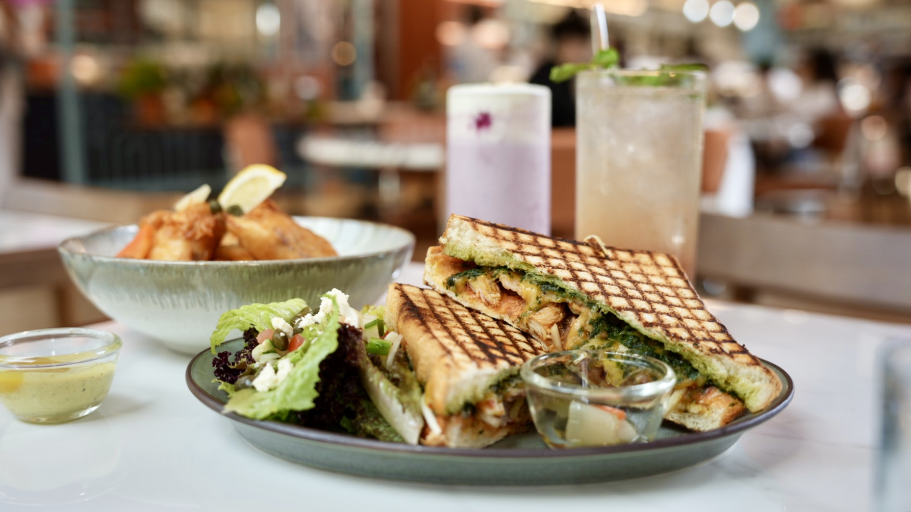 林口三井Outlet美食推薦！TOASTERiA Cafe新插旗，限定版義大利麵必點。