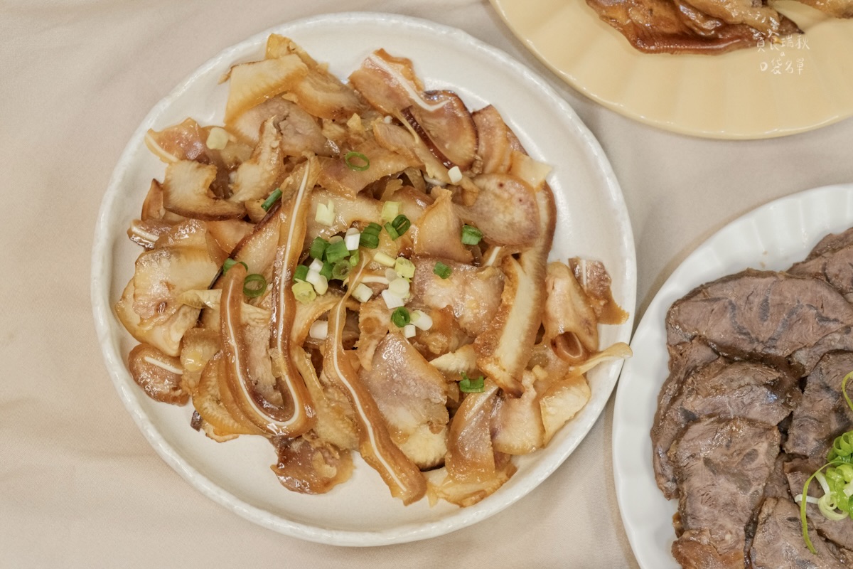 【宅配滷味團購中】具米其林二星餐廳廚師經歷親製、三十年手藝打造極致風味!一開封就能聞到老滷香魂|包飯店燻香滷味