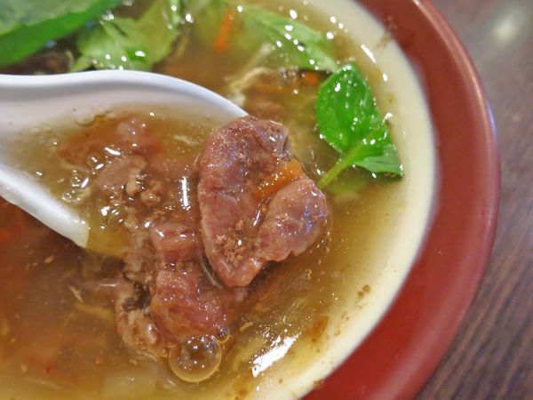 【台北美食】肥老闆羊肉羹-便宜又美味的羊肉羹