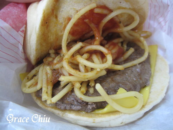 儂特利仁愛店 早期速食店 LOTTERIA