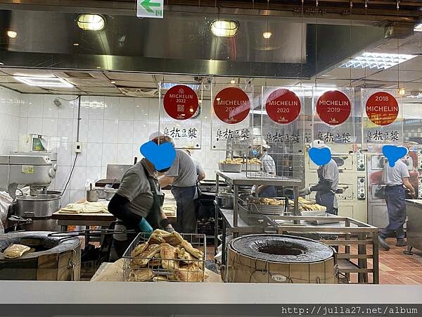 20221230_025137134_iOS-1