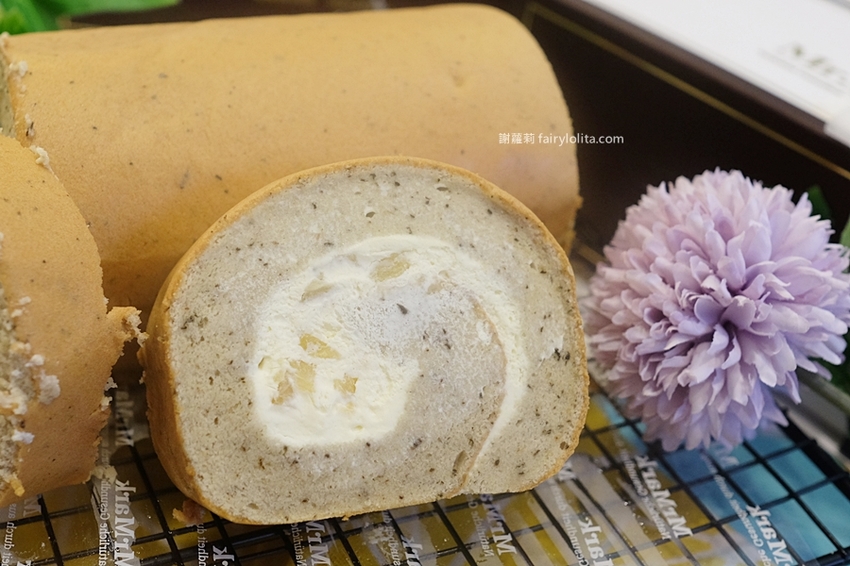 馬可先生麵包坊。2020年 端午節限間限定伴手禮，養生紅藜薑黃蕈菇十穀粽、超人氣彌月蛋糕捲！ @蹦啾♥謝蘿莉 La vie heureuse