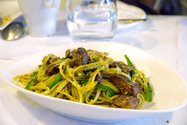 [台北] 6号 Cut & Bite