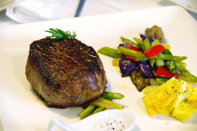 [台北] 6号 Cut & Bite