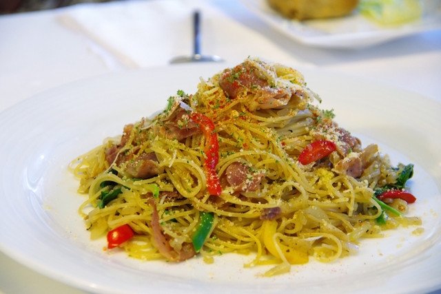 [台北] 6号 Cut & Bite