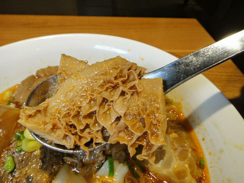 【美食】「良品牛肉麵」台北國際牛肉麵節得獎店家，北車美食推薦、北車牛肉麵推薦 (附菜單)