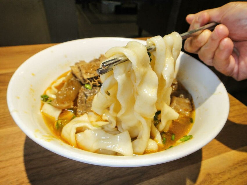 【美食】「良品牛肉麵」台北國際牛肉麵節得獎店家，北車美食推薦、北車牛肉麵推薦 (附菜單)