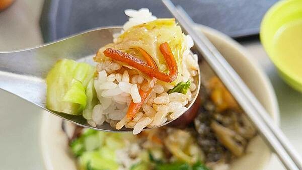 【台北美食】鄭記豬腳飯｜被豬腳耽誤的好吃東坡肉飯！