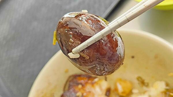 【台北美食】鄭記豬腳飯｜被豬腳耽誤的好吃東坡肉飯！