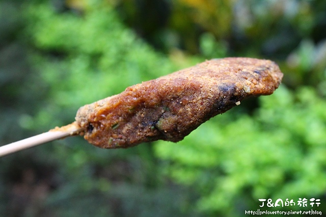 【捷運公館】珍記豬血糕--一個銅板就能同時品嚐肉粽、甜不辣、豬血糕呢!!!