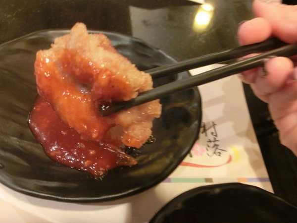 阿里郎村落:來自星星的炸雞~外酥內嫰爆汁的口感超美味!歡迎來到阿里郎村落品嚐你不可不知的好味道喔❤