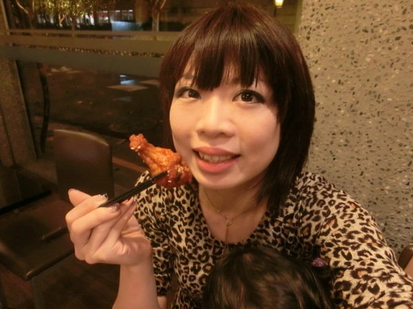 阿里郎村落:來自星星的炸雞~外酥內嫰爆汁的口感超美味!歡迎來到阿里郎村落品嚐你不可不知的好味道喔❤