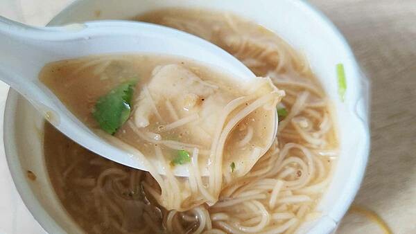 【台北美食】正宗阿桑大腸麵線｜網路評價４.５顆星評價爆高的大腸麵線店