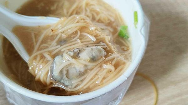 【台北美食】正宗阿桑大腸麵線｜網路評價４.５顆星評價爆高的大腸麵線店