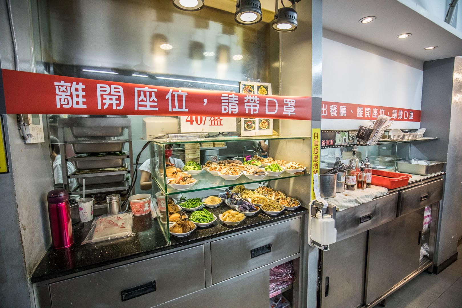 文山區福鼎湯包被譽為平民版鼎泰豐！路邊攤親民價，CP值爆棚人氣湯包專賣店～