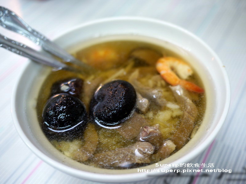 [南台灣食記]台南小吃二連發之阿松豬舌割包和石精臼蚵仔煎