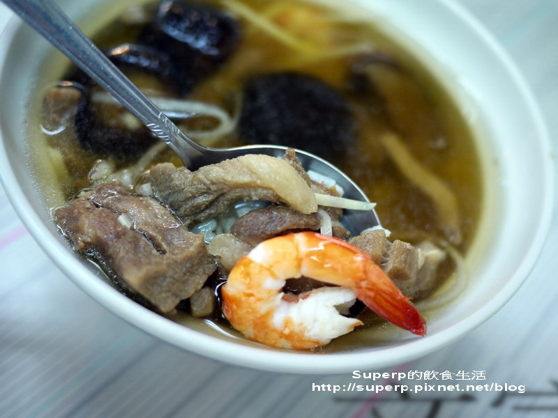 [南台灣食記]台南小吃二連發之阿松豬舌割包和石精臼蚵仔煎