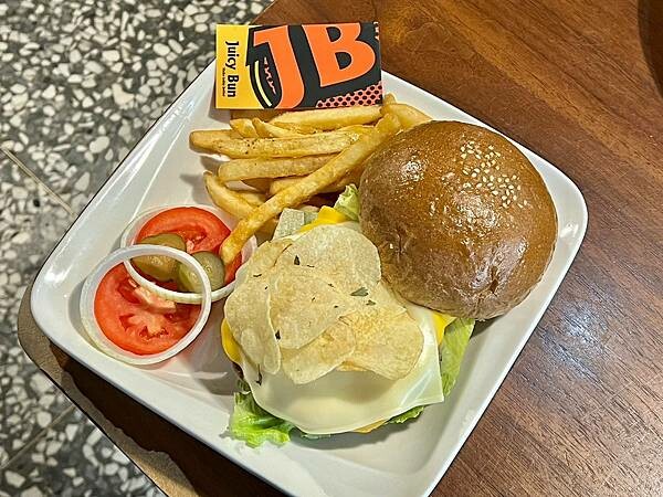 LINE_ALBUM_20230812 _1_230813_6.jpg