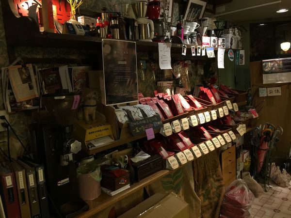 聞山咖啡環境 (2).jpg