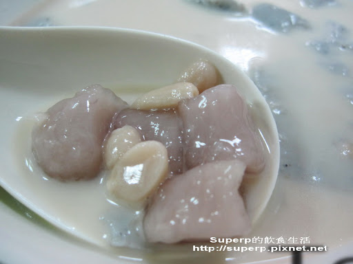 [小店食記]木柵的磨豆花棧之有梗的芝麻豆花很美味