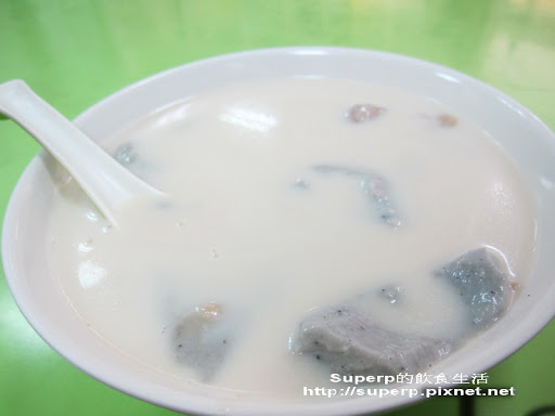 [小店食記]木柵的磨豆花棧之有梗的芝麻豆花很美味