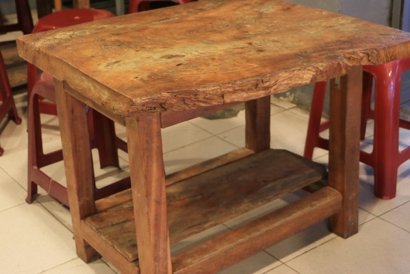 高雄 鹽埕。傳香一甲子老店，阿囉哈滷味(創始店)