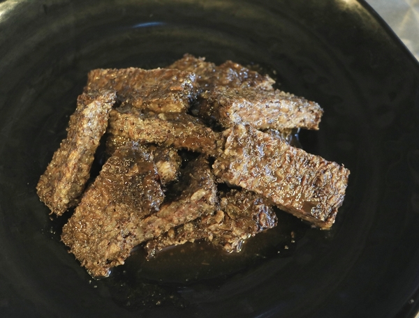 高雄 鹽埕。傳香一甲子老店，阿囉哈滷味(創始店)