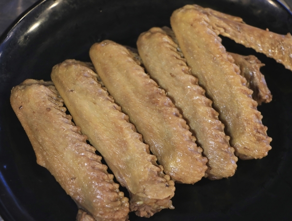 高雄 鹽埕。傳香一甲子老店，阿囉哈滷味(創始店)