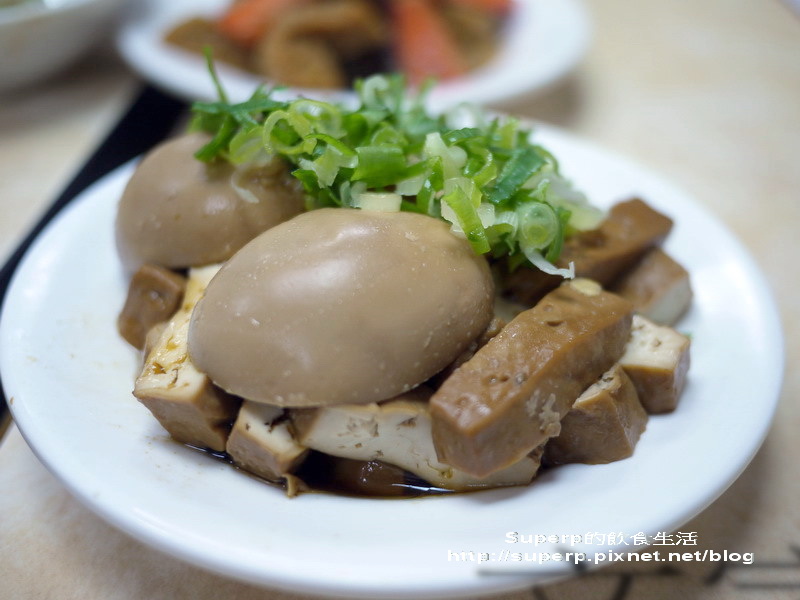 [小店食記]台北吳興街的穆記牛肉麵之超讚斤餅