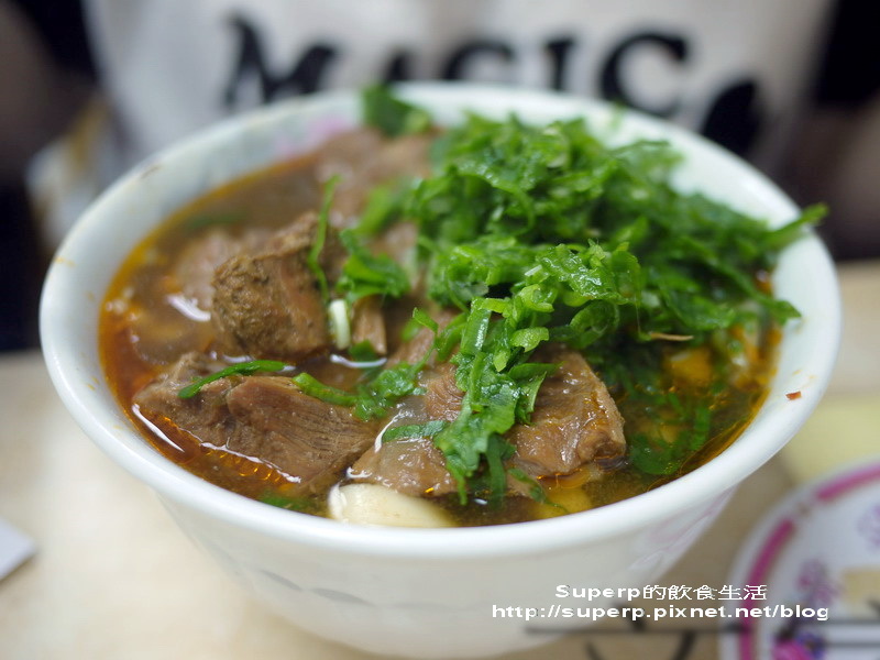 [小店食記]台北吳興街的穆記牛肉麵之超讚斤餅