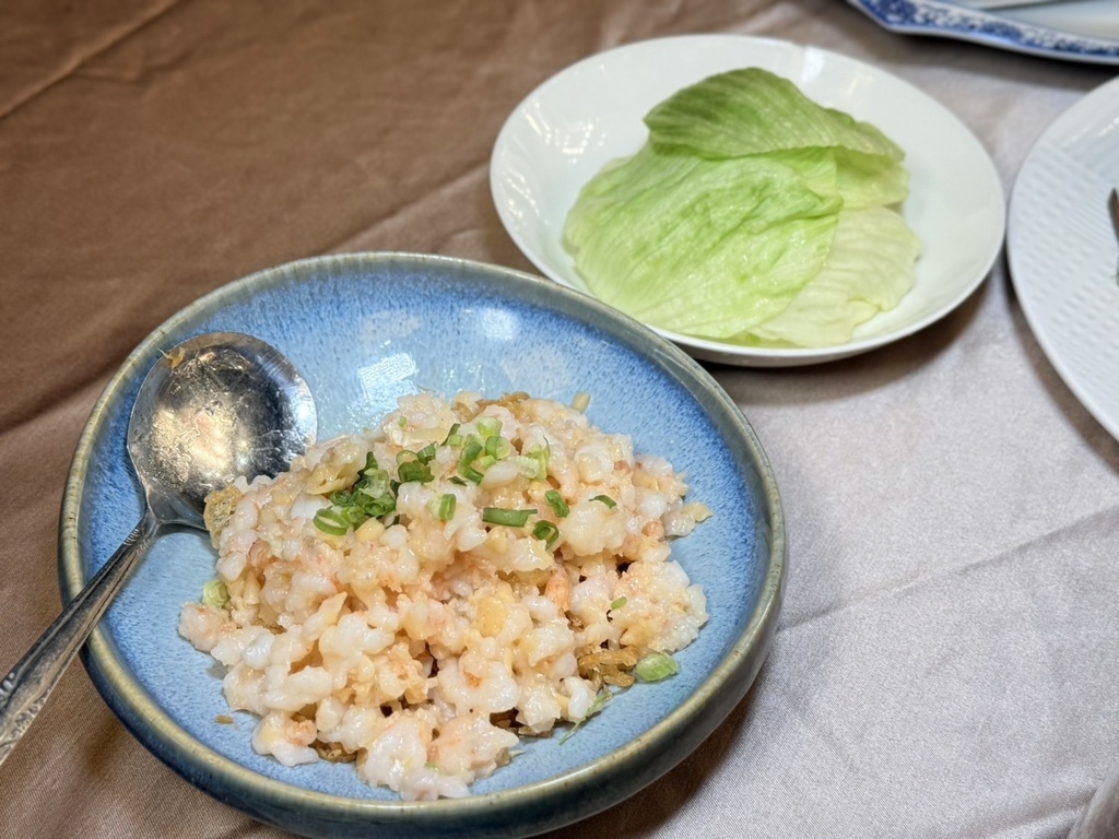 信義區聚餐首選！捷運永春站湘菜 彭園台北館推薦，左宗棠雞 酸菜魚必吃。