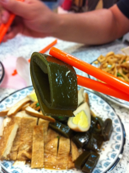 南村小吃店(小凱悅)：好吃~有個性的服務~但還是想再去吃~~