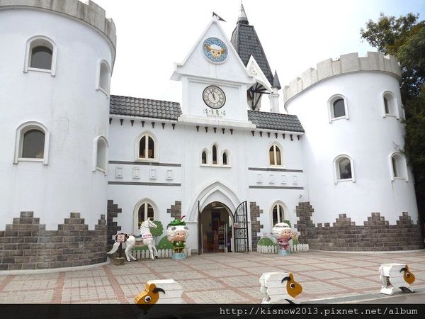 清境農場：青青草原的綿羊秀與高空觀景步道的山巒美景-秋高氣爽來一趟清境農場小旅行