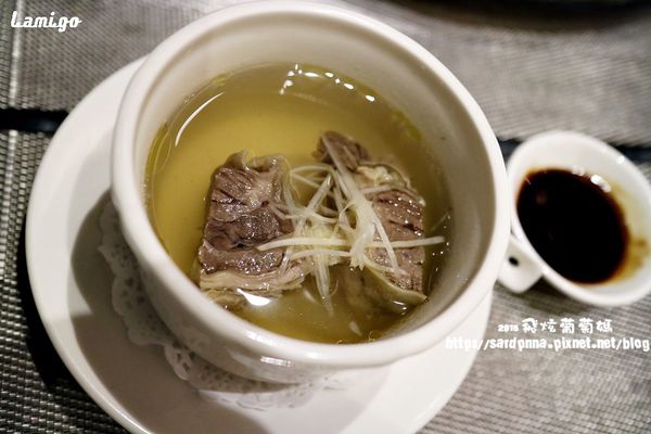 IMG_5686.JPG IMG_5686.JPG