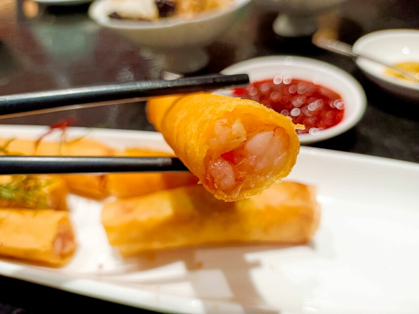 廣式燒鴨饗宴美味烤鴨細緻肥嫩,加點米其林等級港點只要99元