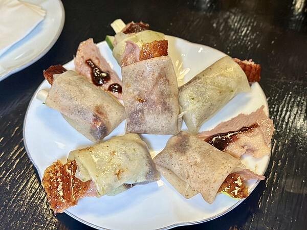 [信義區美食] 寒舍食譜 (台北寒舍艾美酒店) 港點粵菜中式料理 招牌先知鴨/稻草牛 包廂餐廳 #信義區市政府美