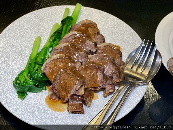 [信義區美食] 寒舍食譜 (台北寒舍艾美酒店) 港點粵菜中式料理 招牌先知鴨/稻草牛 包廂餐廳 #信義區市政府美