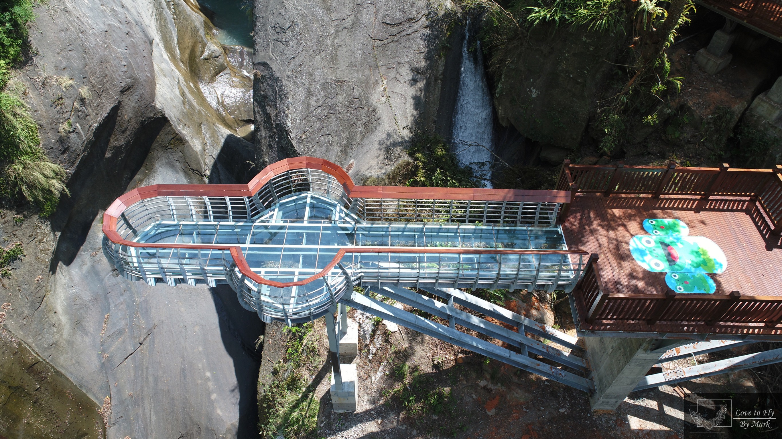 新竹尖石旅遊景點！青蛙石天空步道最新報導，門票｜開放時間｜地址｜停車場資訊｜交通方式｜線上預約