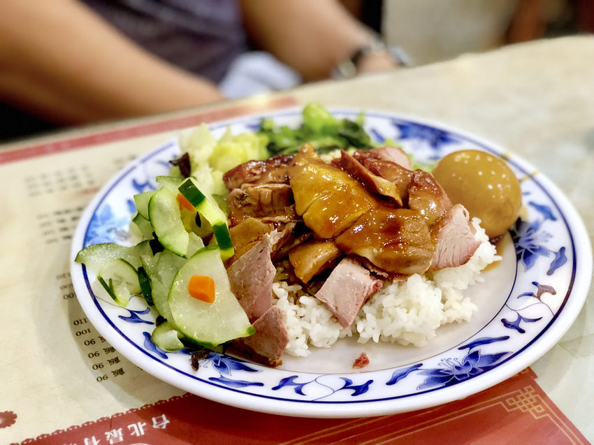 [台北大安] 香濱燒臘台北最有味道的大排檔 / 鴨肉皮脆噴香的平價美食 / 運匠都排隊