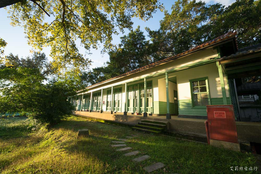 北投景點》前日軍衛戍醫院 百年日式建築 免費足湯 現為三軍總醫院北投分院 - 艾莉絲愛旅行