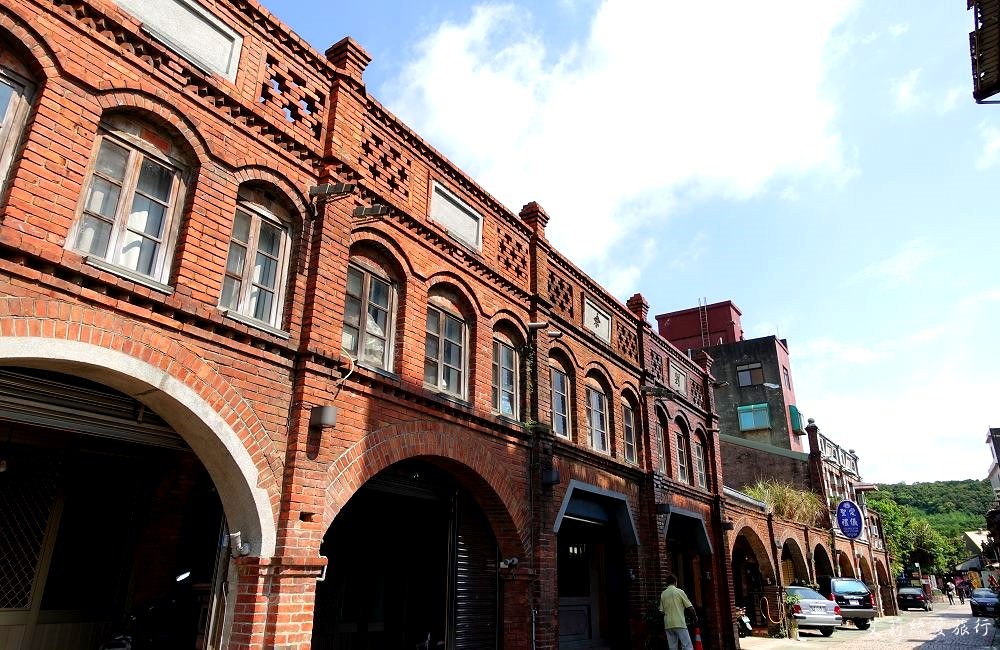 北投景點》前日軍衛戍醫院 百年日式建築 免費足湯 現為三軍總醫院北投分院 - 艾莉絲愛旅行