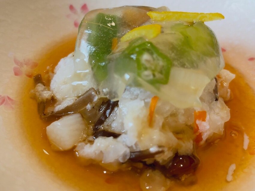 台北市信義區【台北信義區懷石料理推薦】心月懷石料理  料理精緻且所有食材道道精選，食材烹調重視原味及特性，沒有過度