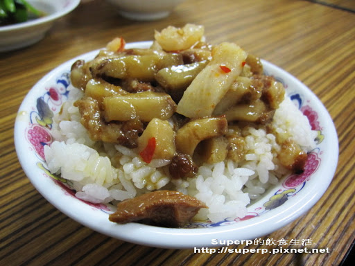 [小店食記]台北的施家麻油腰花之暴量腰花湯