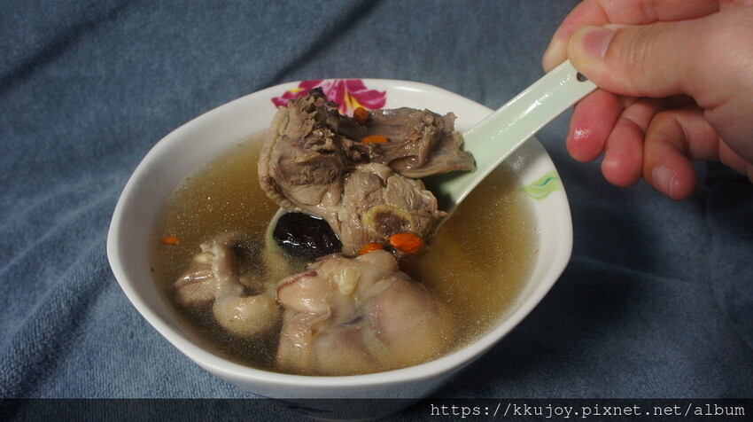 養身第一大品牌|郭老師冬季暖心煲湯|杏鮑菇糙米雞湯|竹笙枸杞